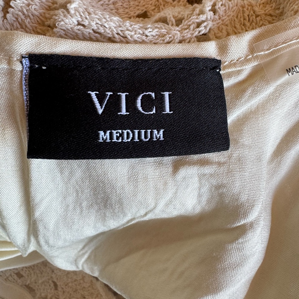 Vici Ivory Crochet Sleeveless Summer Dress Medium - Picture 2 of 5